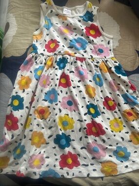 Girls Floral Print Sleeveless Dress - White with Multicolor Flowers